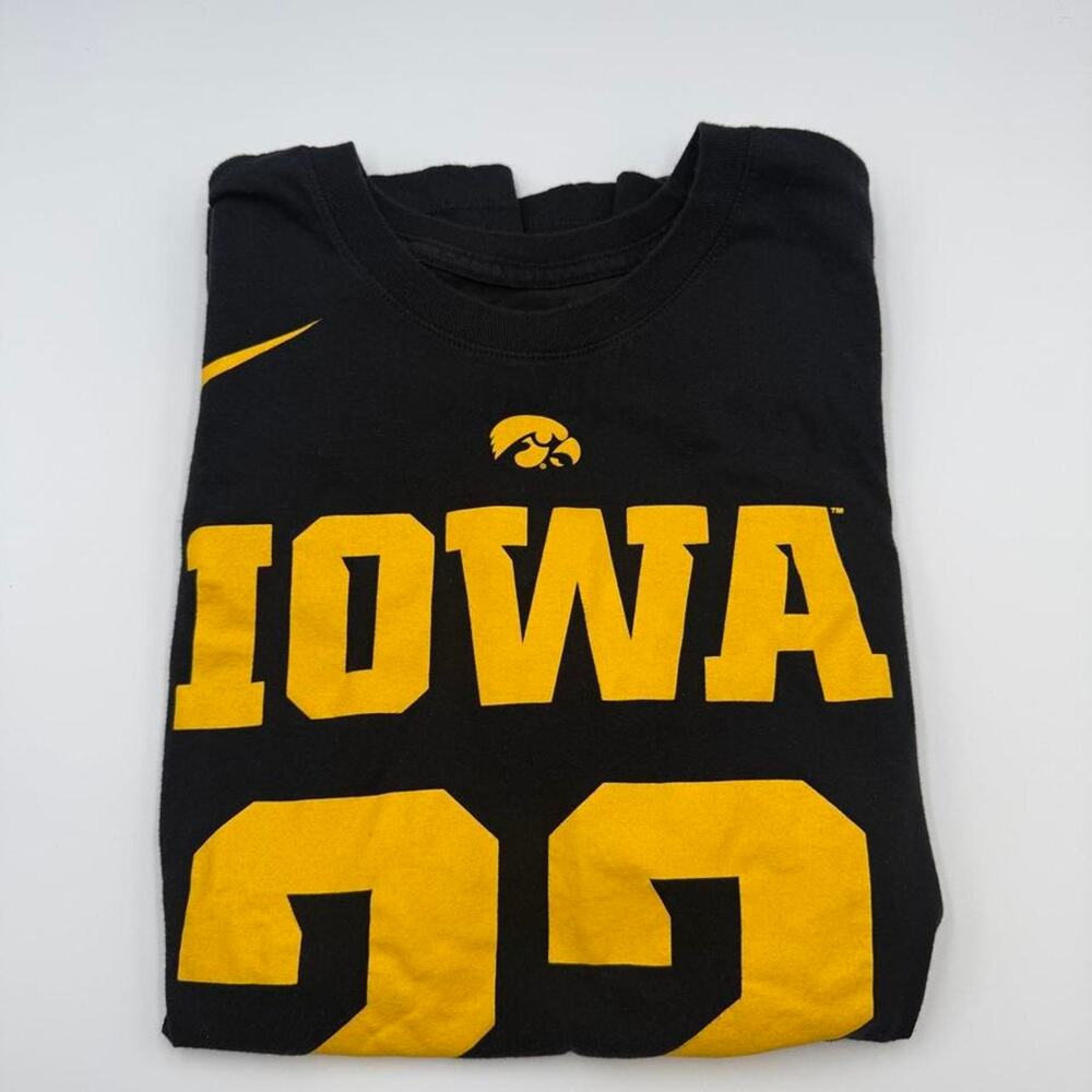 Nike jersey shirt Caitlin Clark Iowa Hawkeyes black yellow fits like medium